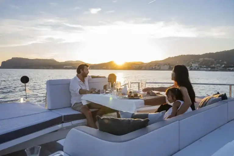 Top Yachting Options: Definitive Global Charter & Vessel Guide