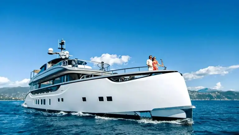 Top Yacht Charter Plans: Definitive Global Vessel & Contract Guide